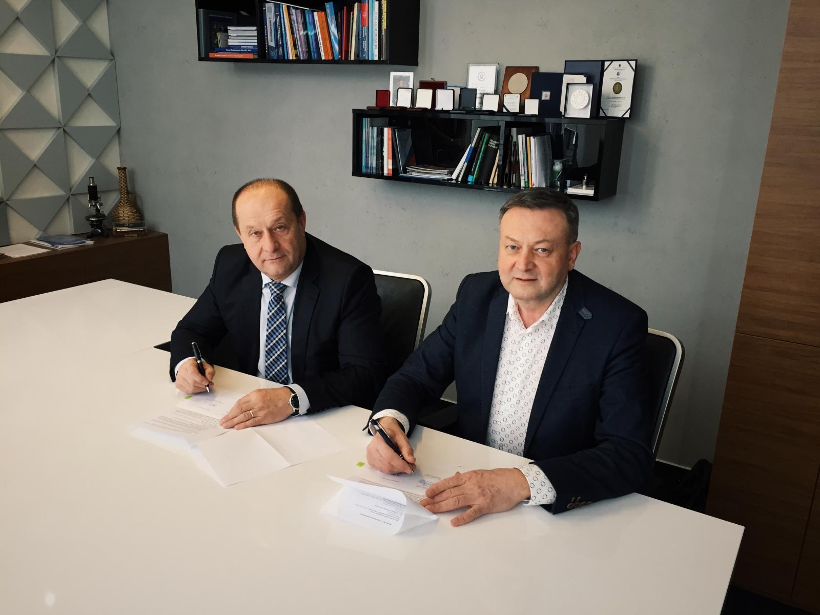 Podpis zmluvy SLM a SEZ-KES